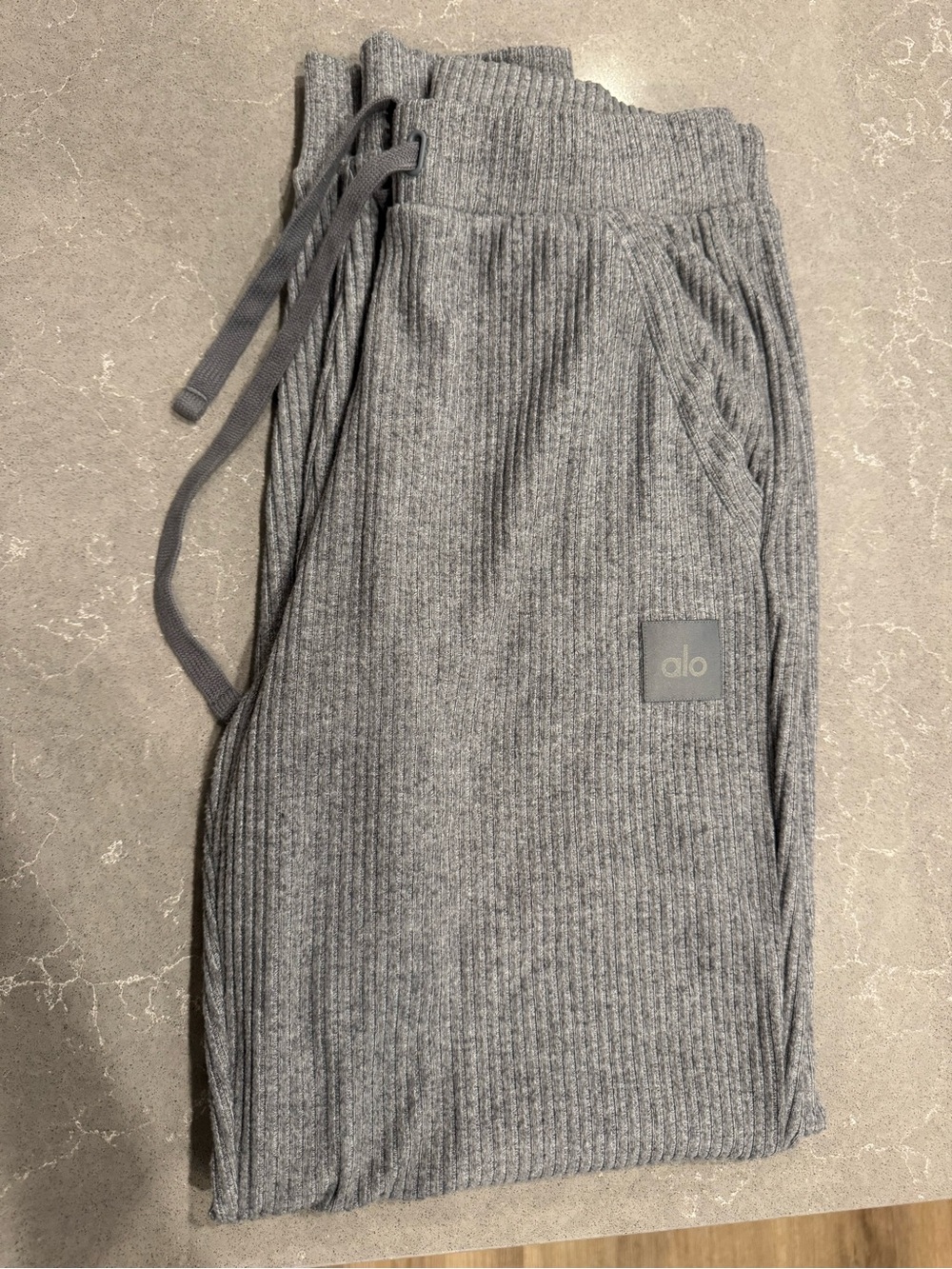 ALO Ribbed Gray Joggers - Picture 4 of 4